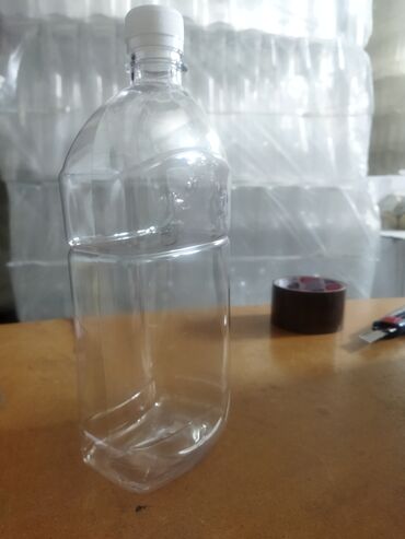 Ostalo posuđe: Nove plastične i staklene flaše — 10