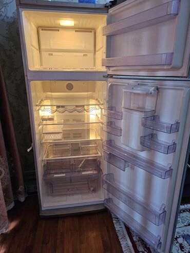 Soyuducular: Xolodelnik beko işlek veziyetde qiymet:400 manat unvan:genclik — 8