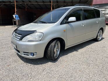 запчасти опель омега б: Toyota Avensis Verso: 2001 г., 2 л, Механика, Бензин, Минивэн