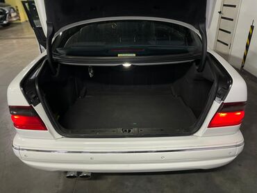 Mercedes-Benz: Mercedes-Benz E-Class: 2002 г., 5.5 л, Автомат, Бензин, Седан — 8