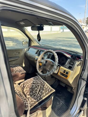 скутеры новые: Honda Stepwgn: 2002 г., 2 л, Автомат, Бензин, Минивэн