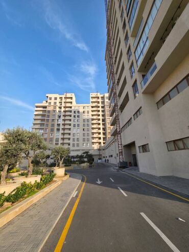 Yeni tikili: 4 otaqlı, Yeni tikili, 147 kv. m — 1