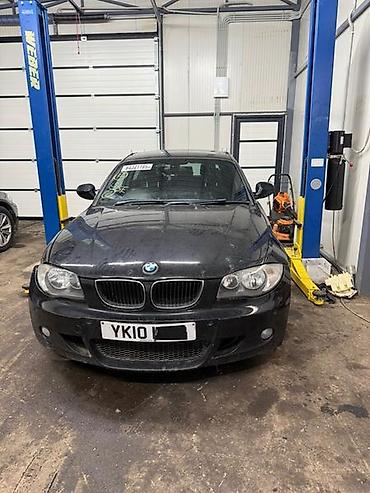 14 gume: BMW 118 E81 M 2010. GOD. - KOMPLETAN AUTO U DELOVIMA | Bmw 118d — 2