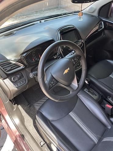 d 4d: Chevrolet Spark: 2019 г., 1 л, Вариатор, Бензин, Седан — 1