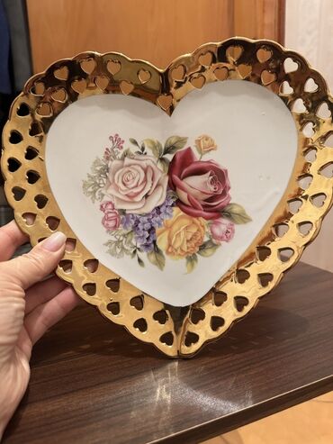 Külqabılar: Şüşə külqabılar və dekorativ qablar dəsti - Şüşə külqabı: EFES — 47