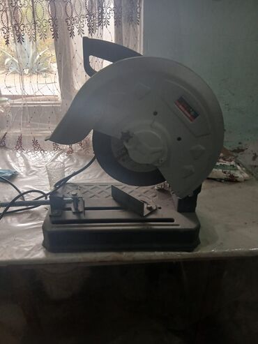 Отделочные материалы: Metall üçün stolüstü kəsim aparatı (çirkap diskli “cut-off saw”) -
