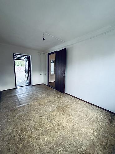 Продажа коттеджей и домов: 5 комнат, 90 м², 4 соток, Бишкек, Новопавловка с. Агентство недвижимости — 13