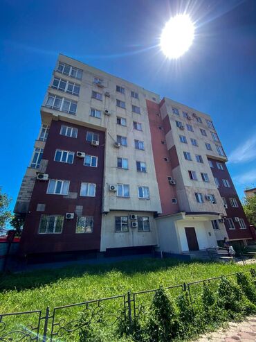 продаю однокомнатную квартиру в бишкеке в Кыргызстан | ПРОДАЖА КВАРТИР: Индивидуалка, 3 комнаты, 124 м², Лифт, Парковка, Не затапливалась