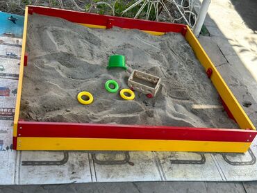 Детский мир: Песочница из дерева! Вмещает 8-9 мешков песка! Доставка + доставка
