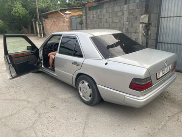 мерседес 1994: Mercedes-Benz W124: 1994 г., 2.2 л, Автомат, Бензин, Седан