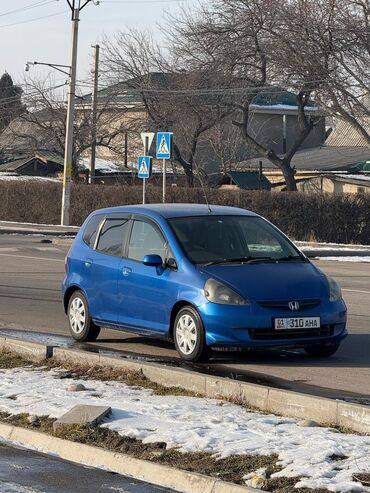 продаю хонда фит 1 5: Honda Fit: 2003 г., 1.3 л, Автомат, Бензин, Хэтчбэк