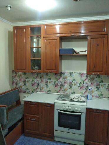 продаю кух гарнитур: Кухонный гарнитур, Б/у, Дерево, Самовывоз