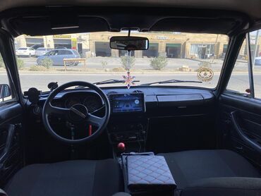 VAZ (LADA): VAZ klassik sedan, qırmızı rəng - Kuzov: 4 qapılı sedan, xrom yan — 15