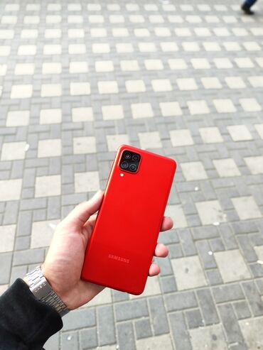 telefon zaryadka saxlamir: Samsung Galaxy A12, 128 GB, rəng - Qırmızı, Düyməli, Barmaq izi