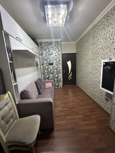 Uzunmüddətli kirayə mənzillər: Mətbəx hissəsində ağ rəngli modul mebellərlə təchiz olunmuş, qara -da lalafo.az — 16 Uzunmüddətli kirayə mənzillər: Mətbəx hissəsində ağ rəngli modul mebellərlə təchiz olunmuş, qara — 16