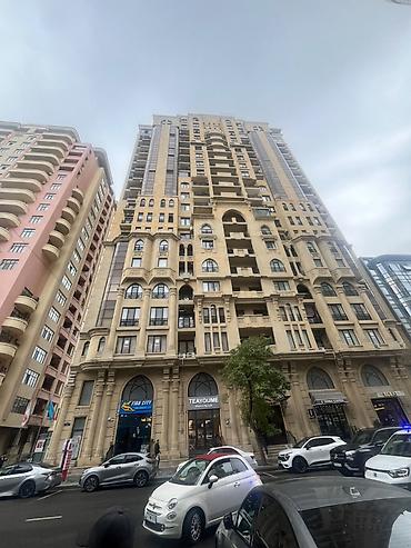 Daşınmaz əmlak: 7 otaqlı, Yeni tikili, 285 kv. m — 2