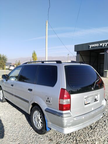Mitsubishi: Mitsubishi Space Wagon: 1999 г., Механика, Бензин, Универсал — 7