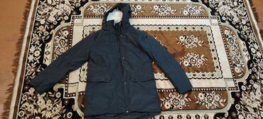 Куртки: Helly Hansen kişi qış gödəkçəsi 2ci el təzə kimidi - Brend: Helly