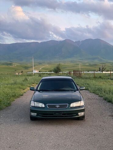 камри 1988: Toyota Camry: 2000 г., 3 л, Автомат, Бензин, Седан