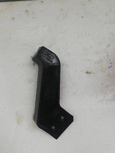 raspon rupa: DESNI NOSAC ZADNJEG BRANIKA ZA FORD KA OD 1996. DO 2008. GOD. - — 1