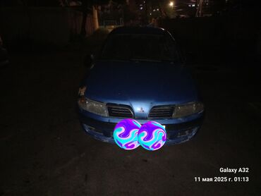 Mitsubishi: Mitsubishi Carisma: 2001 г., 1.8 л, Автомат, Бензин, Седан