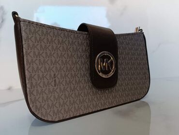 Torbe: Torbe 
Velike cena 4100din, manje po 3000din — 30