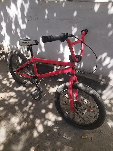 BMX велосипеды: Черный велик 9500
красный 12000 — 10
