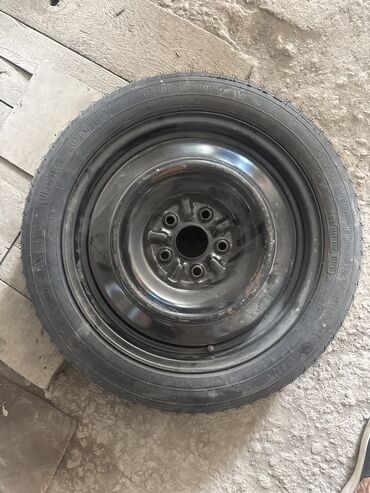 сколько стоят зимние шины на машину: Дөңгөлөктөр монтажда 240 / 60 / R 17, All-season, Колдонулган, Камдык, Жеңил унаалар, Темир, тешиктери - 5