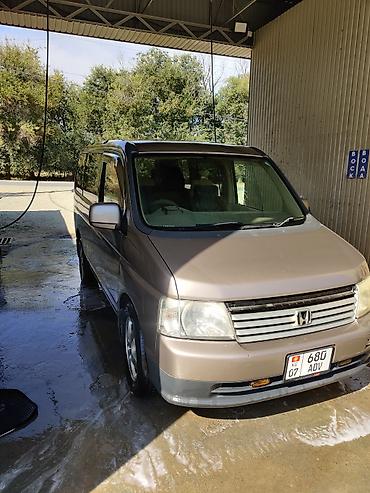 тайота демио: Honda Stepwgn: 2002 г., 2 л, Бензин, Минивэн — 6