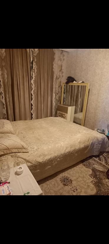 kamot islenmis: Yataqi otaqi mebelimi satram taxt alt hissesinde sandiqi guzgu kamotu — 1