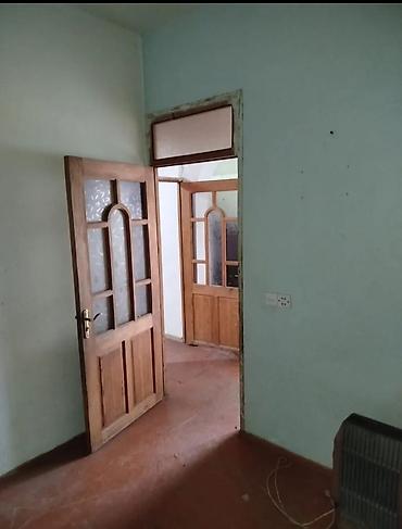 maştaga ev: 3 otaqlı, 74 kv. m, Kredit yoxdur, Orta təmir — 10