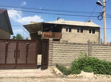 частный дом аренда маевка: Үй, 200 кв. м, 8 бөлмө, Менчик ээси, Эски ремонт