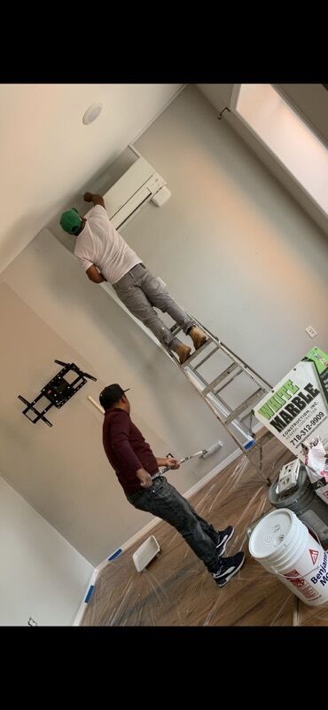 реклама на банере: UcuzPeşəkar təmir və boyama xidməti - Daxili divar və tavanların