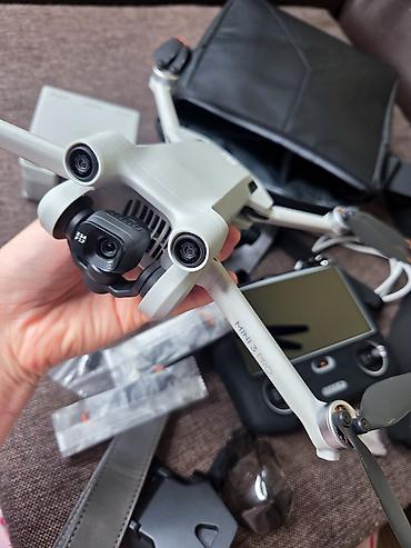 Дроны: DJI Mini 3 Pro Fly More Combo, пульт DJI RC с экраном | 3 аккумулятора — 9