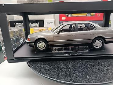 Avtomobil modelləri: BMW, 2026 il, 1:18, Dəmir, Ünvandan götürmə — 11