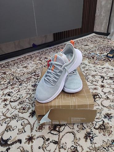 Кроссовки и спортивная обувь: Продается ботс новый оригинал ли нинг 41 размер. так как не подошёл — 2