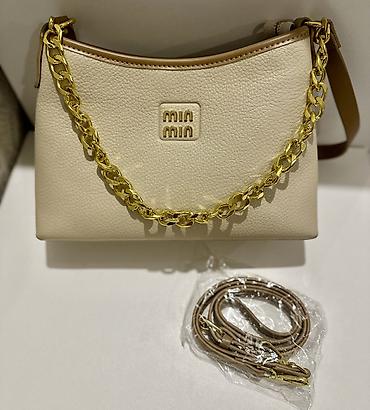 брендовые сумки: Продам сумки в хорошем состоянии: •MIU MIU Цена-800с + (цеп,кожаный — 2