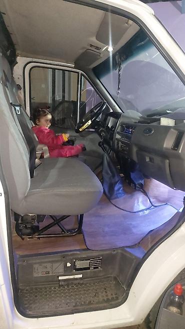 s class guzguləri: Ford Transit: 2.5 l | 1989 il 250 km Universal — 4