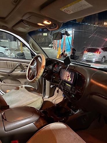 Toyota: Toyota Sequoia: 2001 г., 4.7 л, Автомат, Бензин, Внедорожник — 9