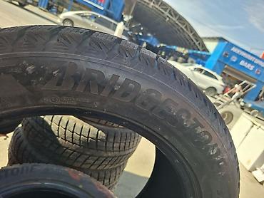 Шины: Зимние шины Bridgestone Blizzak DM-V3 - Размер: 285/50 R20 - Индекс — 3