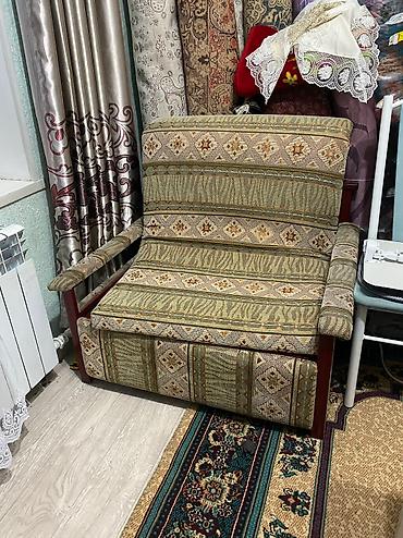 спальный бу ош: Продается раскладная кровать! Торг есть. Находится в районе — 2