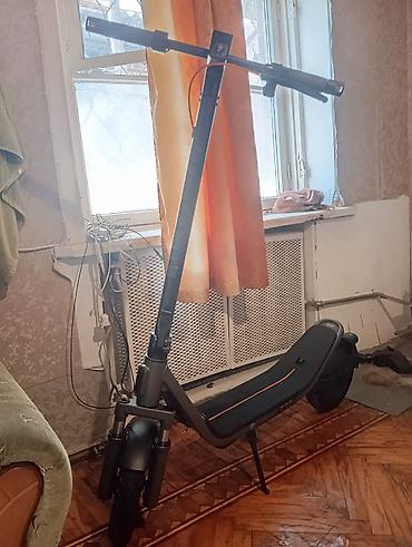 Электротранспорт: Б/у Электросамокат 12", 751 - 1000 Вт, 16 - 25 км/ч, Самовывоз, Платная доставка — 2
