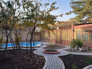 Офисы: Продаю Офис 360 м², С ремонтом, Без мебели, Частный дом, 1 этаж at lalafo.kg — 12 Офисы: Продаю Офис 360 м², С ремонтом, Без мебели, Частный дом, 1 этаж — 12