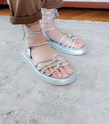 женские сандали adidas adilette: Ölçü: 37, rəng - Gümüşü, İşlənmiş