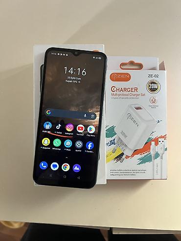 Мобильные телефоны и аксессуары: Realme C11 (2021), 32 ГБ, цвет - Зеленый, Сенсорный — 1