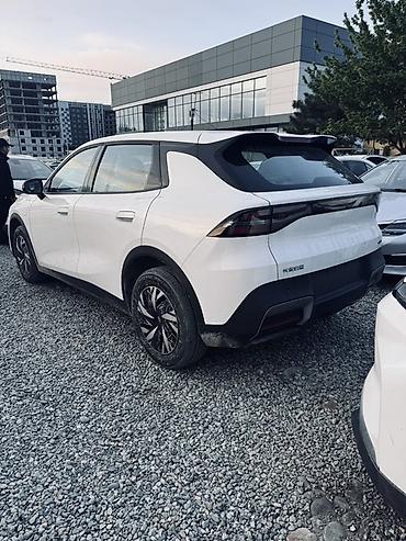 byd yan plus: Changan Qiyuan Q05: 2026 г., Автомат, Электромобиль, Кроссовер — 6