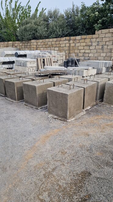 Beton dirəklər: Hər ölcüdə beton dirəklər .yol isarələri.kabel isarələri kanalzasiya — 12