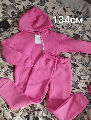 Верхняя одежда: Детская верхняя одежда и комбинезоны!!! Все новое!!! фирменное — 7