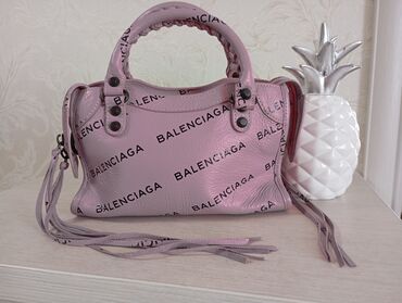 сумка розовая: Сумка Баленсиага срочная продажа оригинал бу в отличном состоянии