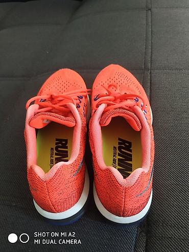 Кроссовки и спортивная обувь: Nike Air Zoom Vomero 10 ( Article : 717440-801) Orginaldır, istifadə — 2